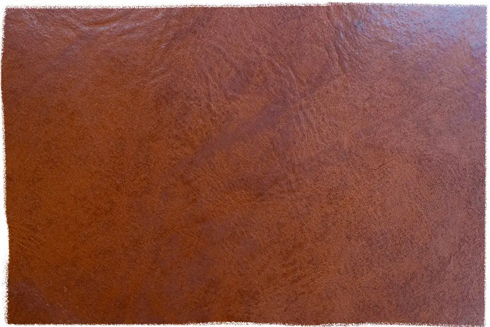 Cinturificio Balzani - artisanal leather belt production - Characteristics and origin